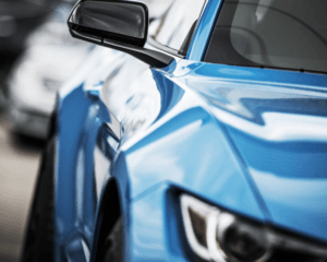 Voiture bleu Valais travail de Carrosserie